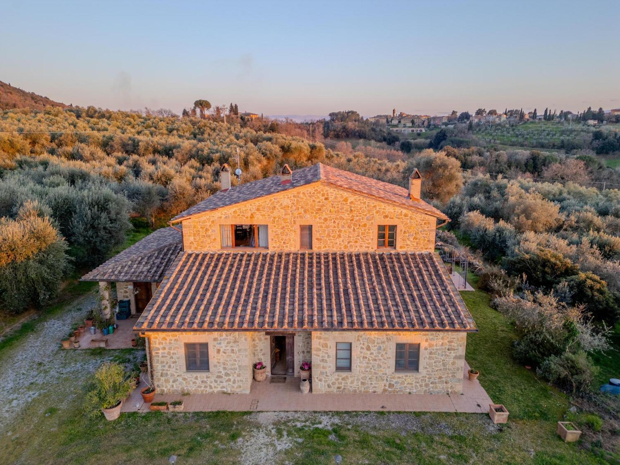 Agriturismo Pascianella Appartamento Bel Tramonto Castelmuzio Exterior photo